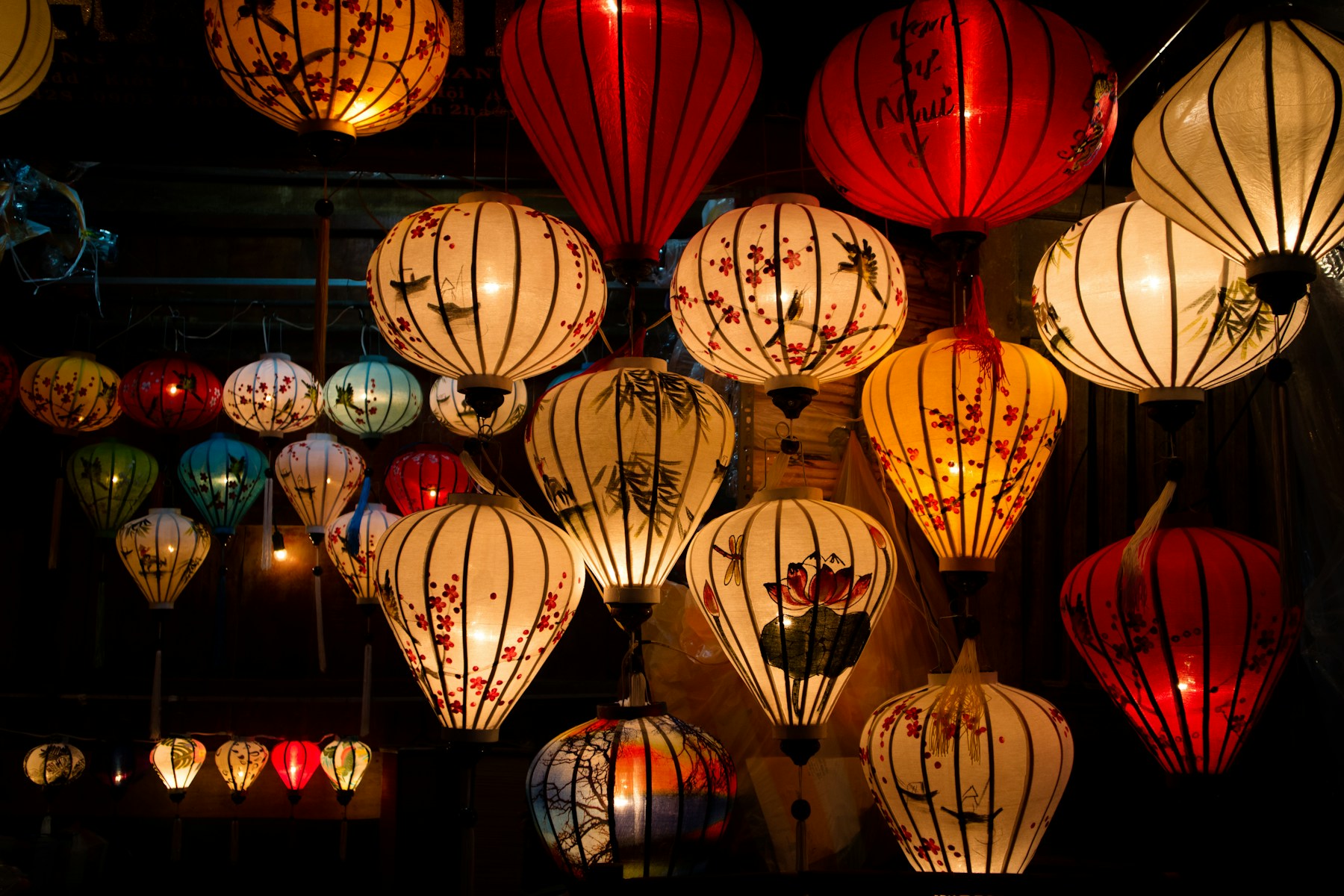 Lantern-lit heritage streets in Hoi An